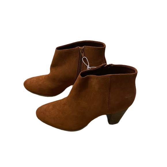 Faux Suede High Heel Booties Size 9 - Picture 2 of 4